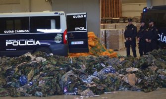 Španija: Zaplijenjeno 20.000 uniformi za džihadiste