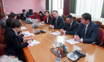 Značaj kontinuirane podrške Francuske u oblasti reforme javne uprave CG