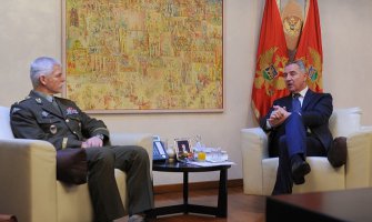 Poziv za članstvo u NATO-ohrabrenje za region