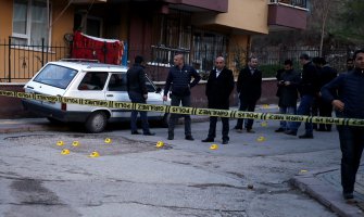 Sukob između dvije porodice: Povrijeđeno 28 osoba, 20 privedeno (FOTO)