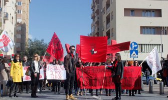 Održan prvi Osmomartovski marš za prava žena: Želimo veću zastupljenost u Skupštini! (FOTO)
