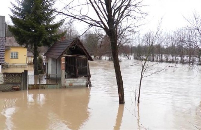 Proglašena vanredna situacija u cijeloj Srbiji