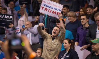 Tramp otkazao miting u Čikagu zbog bezbjednosti (VIDEO)