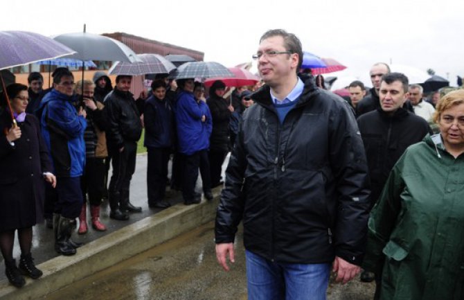 Vučić najavio ukidanje vanredne situacije