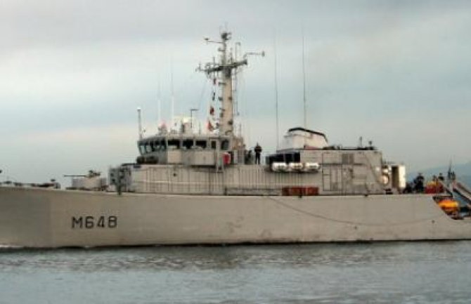 Minolovac Capricorne stiže u Luku Bar