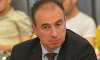  Fatmir Đeka podnio ostavku 