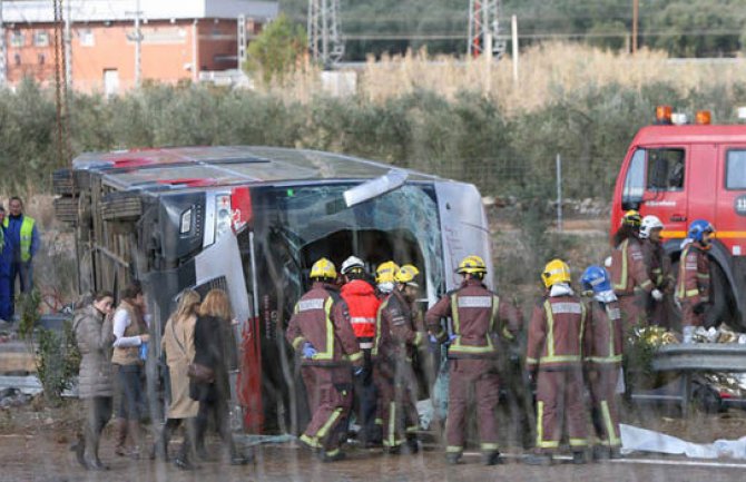 Slupao se autobus koji je prevozio studente, 13 mrtvih, 50 povrijeđenih