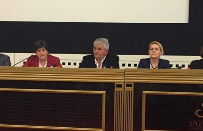 Poslodavci da daju šansu domaćim radnicima