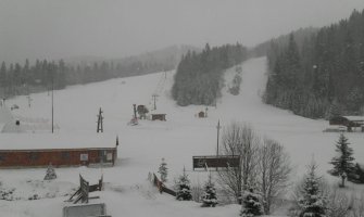 Visina snijega u ski centrima do 120 centimetara