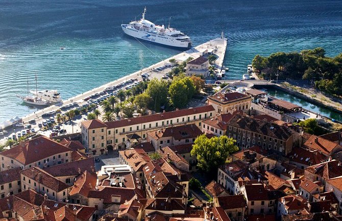 Kotor odzvanja jezicima svijeta, turisti sve zahtjevniji