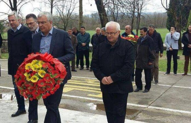 Nova srpska demokratija odala počast žrtvama NATO bombardovanja