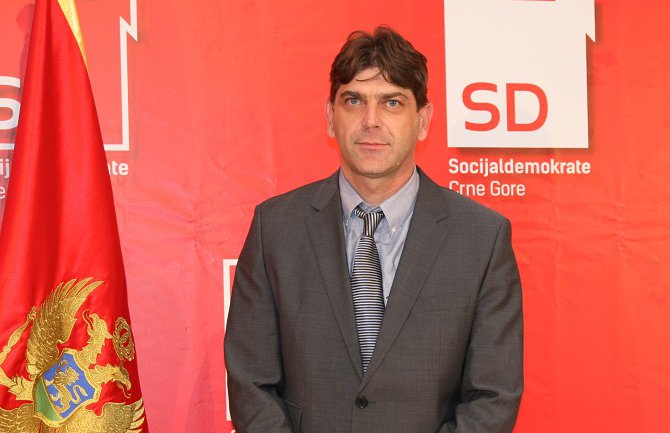 Socijaldemokrate će biti nezaobilazni konstituent buduće izvršne vlasti u Tivtu