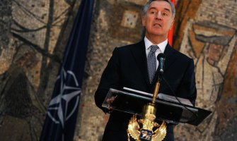 Đukanović sa Tuskom i Junkerom