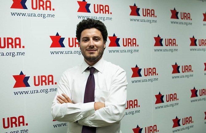 Abazović: Ima dosta političke priče, ali nema problema!