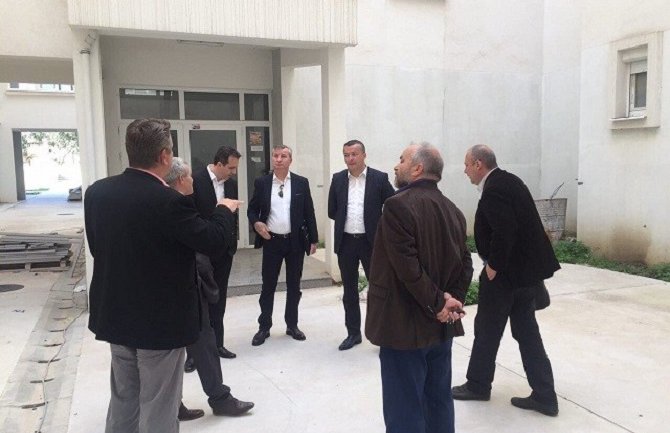 Bar: Uskoro useljenje za prosvjetne i zdravstvene radnike