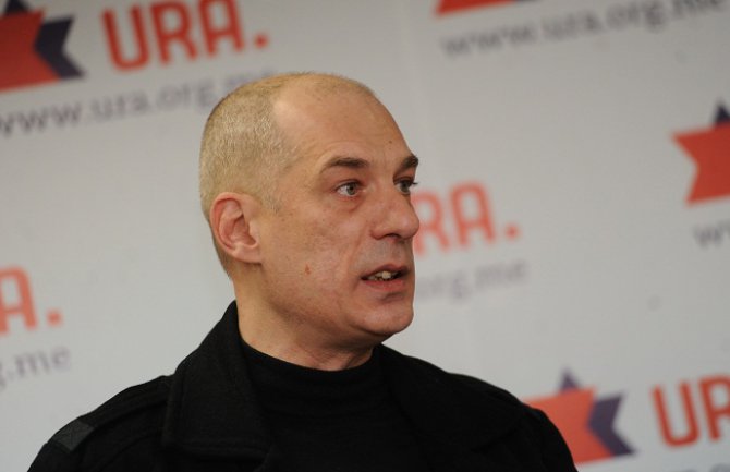 Premijerova čestitka Šešelju odraz totalitarne svijesti