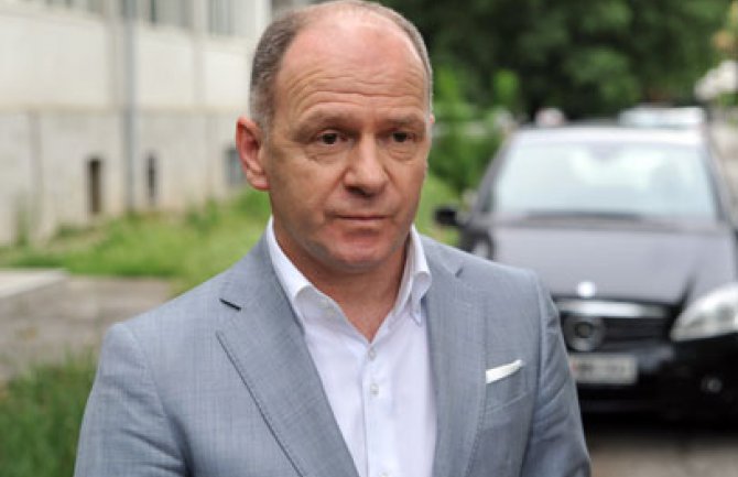 Begović : Ako nas ne zaštite prestaćemo sa radom