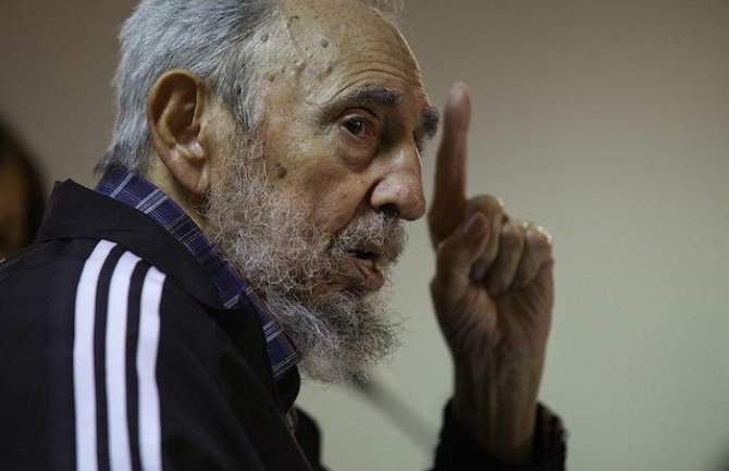 Fidel Kastro prvi put u javnosti poslije devet mjeseci