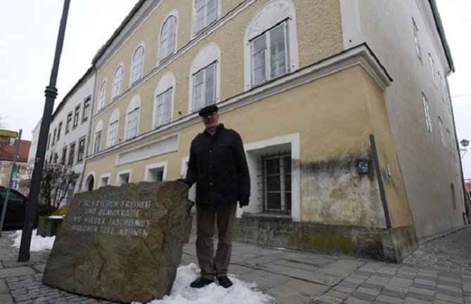 Austrijska vlada preuzima rodnu kuću Adolfa Hitlera