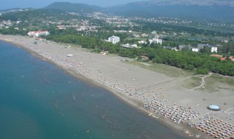 Udavio se mladić (19) na Velikoj plaži