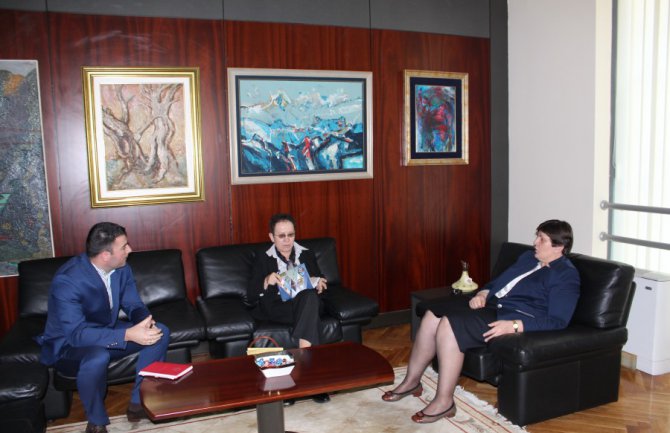 Djeci koja se vrate iz Njemačke biće omogućen povratak u školu i vrtiće