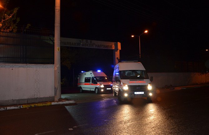  Turska: Teroristički napad na žandarmerijsku stanicu u gradu Dijarbakiru