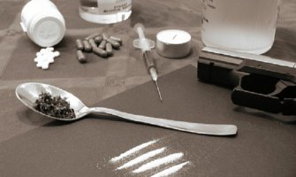 Obezbijediti adekvatnije i sveobuhvatnije liječenje mladih zavisnika od narkotika