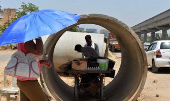 Indija: Zbog visokih temperatura zatvorene škole, preminulo više od 100 osoba