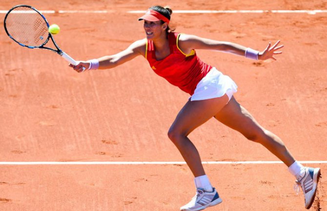 Muguruza: Nažalost, suknje i noge prodaju više nego naši vineri