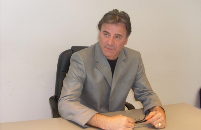 Da li sporazumom dobijaju partije a gubi država?