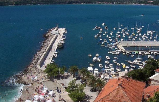 Koncesije za luke od lokalnog značaja, Škver, Zelenika, Lazaret