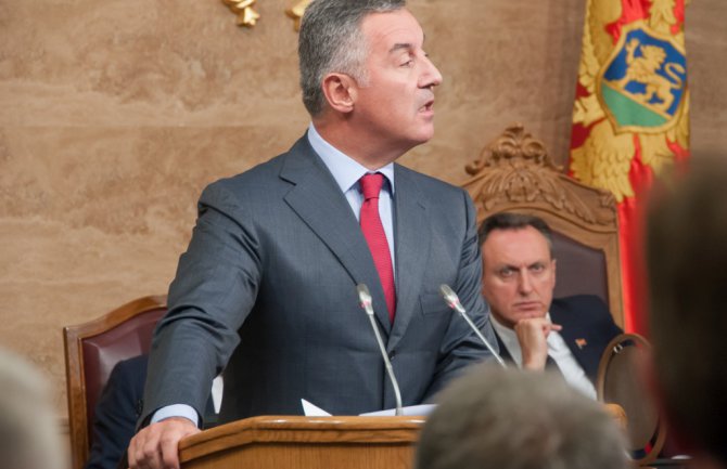Đukanović: Ne treba nam niko poslije parlamentarnih izbora