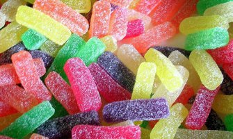 Otrovali se bombonama na slavlju rođenja djeteta