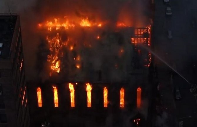 Požari u pravoslavnim crkvama predstavljaju koordinisan napad na religiju?