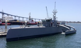 Pentagon predstavio prekookeanski brod bez kapetana i posade (FOTO)