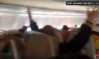 Stravičan let: Putnici plakali i vrištali, više od 30 povrijeđenih (VIDEO)