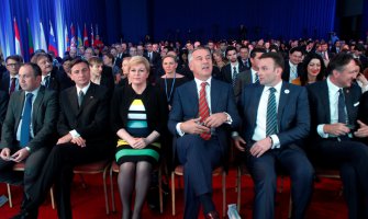 Članstvo Crne Gore u NATO ostavlja otvorena vrata alijanse za region (FOTO)