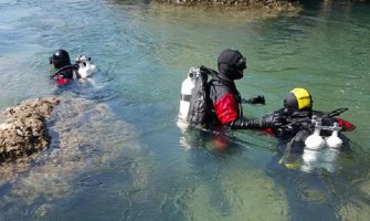 Nema odustajanja: Potraga za Ognjenom se nastavlja, ronioci pretražuju Moraču (FOTO)