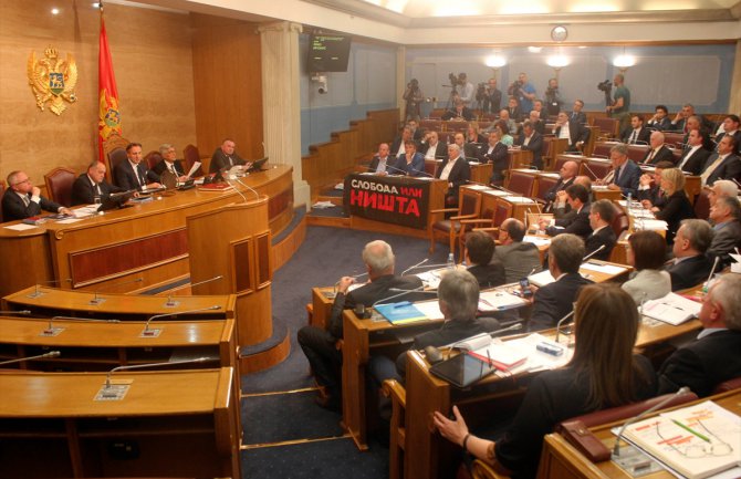 Čeka se predlog Đukanovića za ministra poljoprivrede ili se opozicija povlači iz Sporazuma