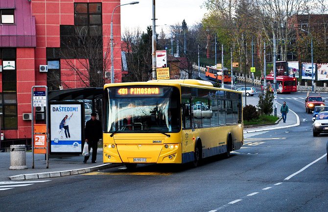 Kofer sa  alatom izazvao lažnu uzbunu