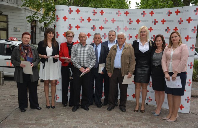 Priznanja za najzaslužnije dobrovoljne davaoce krvi