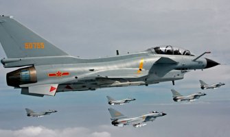 Kineski borbeni avion udario u zgradu, nema žrtava