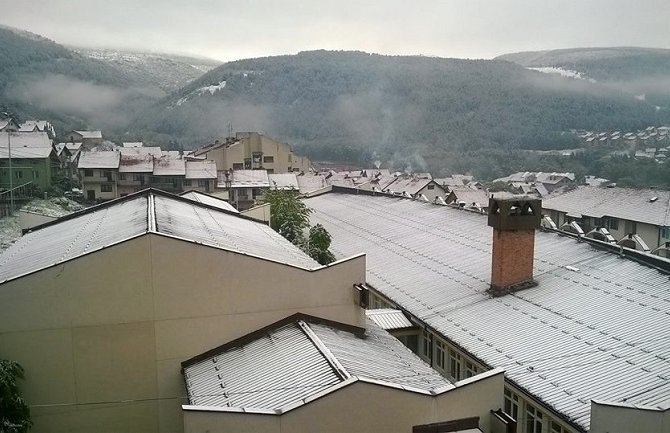 I danas kiša, snijeg na sjeveru, do 20 stepeni 