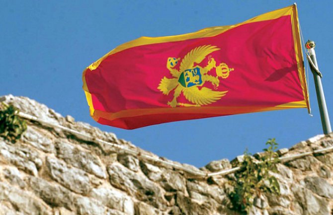 CG nakon 10 godina: Ista vlast i opozicija i isti problemi