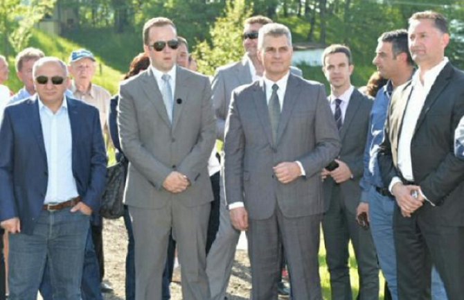 Mojkovac: Postavljen kamen temeljac za mljekaru 