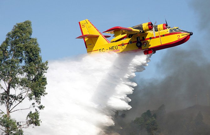MUP nabavlja novi avion za gašenje požara