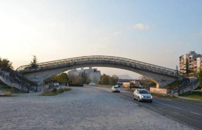 Saobraćaj, infrastruktura i kultura