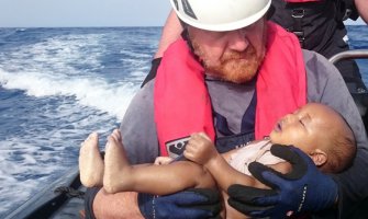 Fotografija preminule bebe poruka Evropi da migrantima omogući bezbjedan prolaz