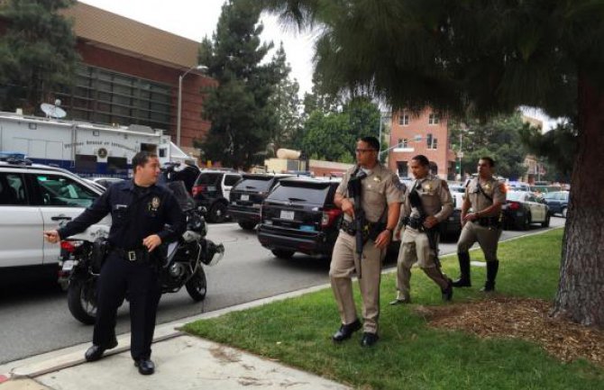 Profesor ubijen na Univerzitetu!