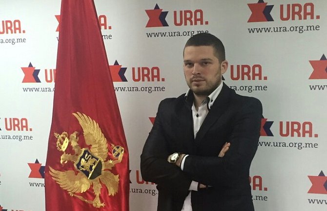 Mikić: Tužilaštvo treba da ispita isisavanje novca građana za potrebe DPS-a i satelita